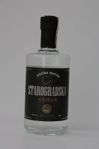 Starogradska rakija od kajsije