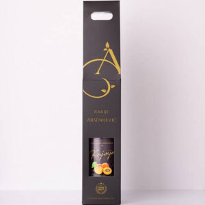 Arsenijević rakija od kajsije u poklon pakovanju